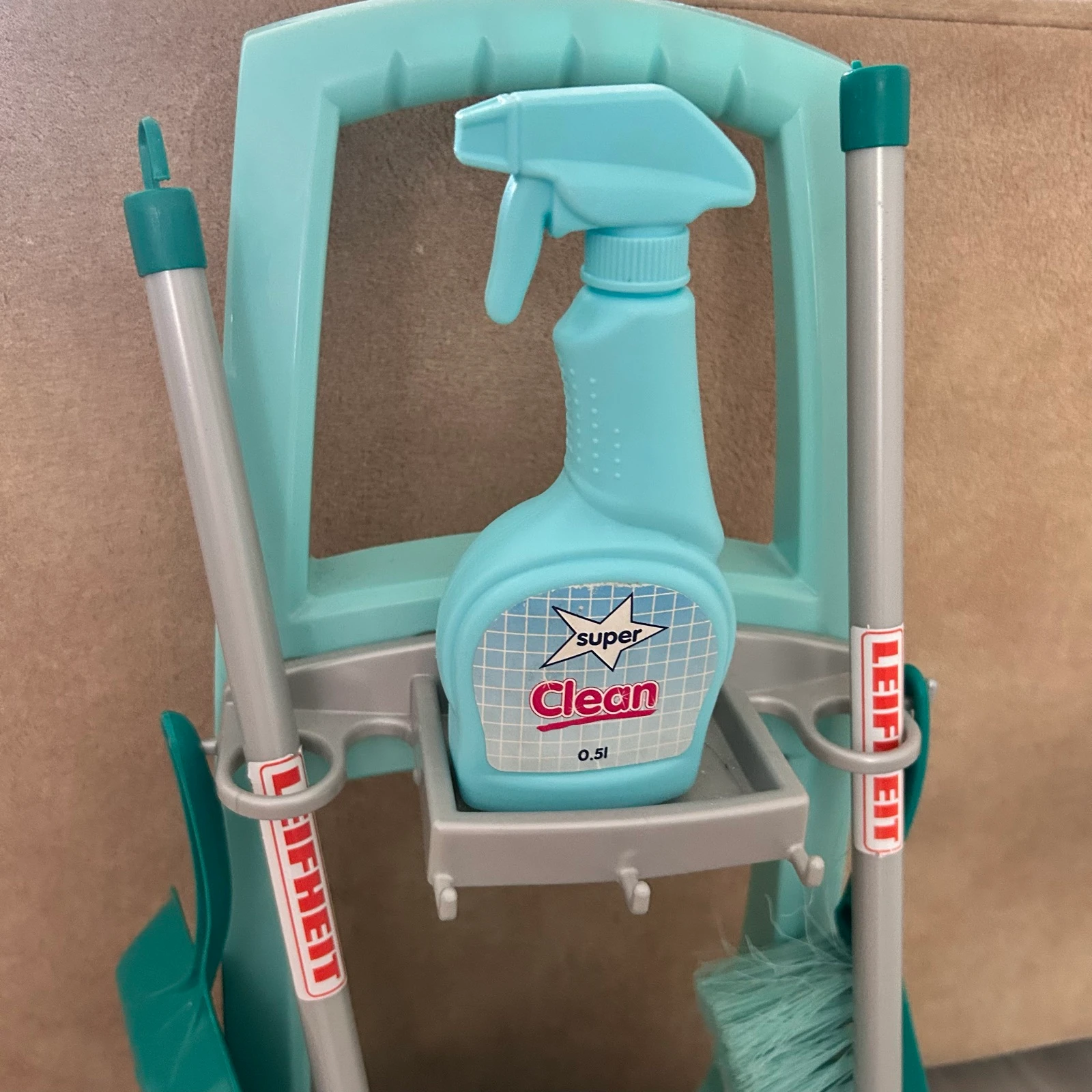 Leifheit kids cleaning trolley – complete cleaning set with bucket & accessories – photo 4
